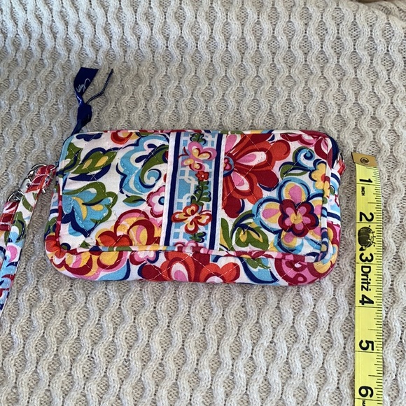 Vera Bradley Wristlet - Picture 3 of 5